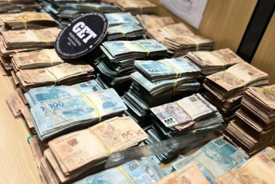 PF apreende R$ 1,8 milhão em operação contra crimes eleitorais na Barra da Tijuca