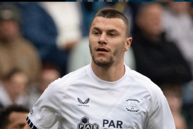 À la Suárez? Jogador é multado e suspenso por morder adversário na Inglaterra