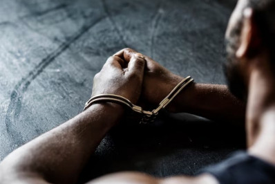 Homem que manteve relacionamento amoroso com adolescente de 13 anos é preso por estupro de vulnerável