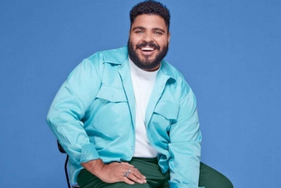 Paulo Vieira é tietado por mãe de Sandy e Junior e compartilha reação nas redes sociais