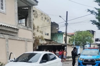 Homem é alvo de ataque a tiros na Zona Oeste