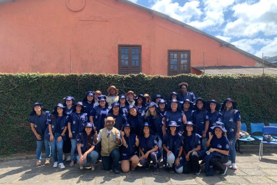 Equipes de Saúde do município de Areal recebem novos uniformes