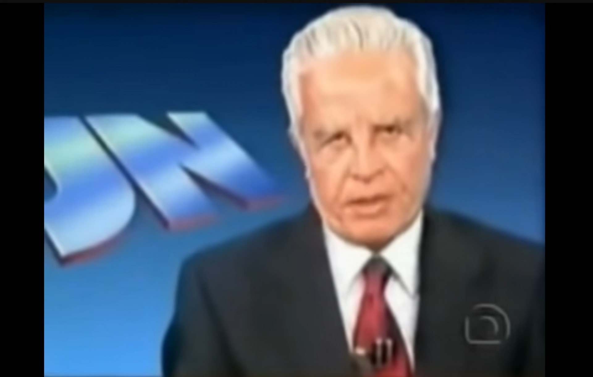 Cid Moreira leu o direito de resposta de Leonel Brizola no 'Jornal Nacional', em março de 1994 - Reprodução / TV Globo