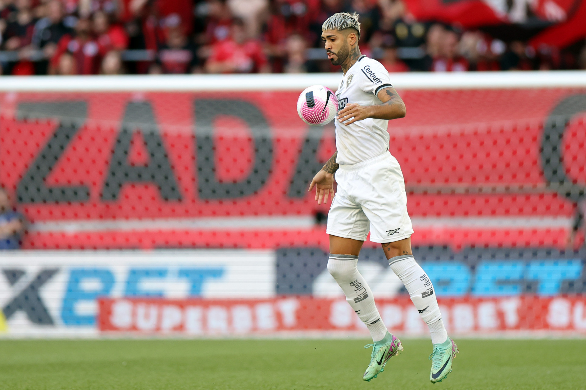 Alexander Barboza em Athletico PR x Botafogo - Vítor Silva/Botafogo