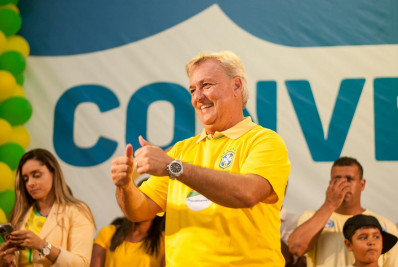 Alexandre Martins (REP) é reeleito prefeito de Armação dos Búzios