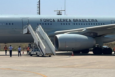 Voo com 229 repatriados do Líbano chega a São Paulo