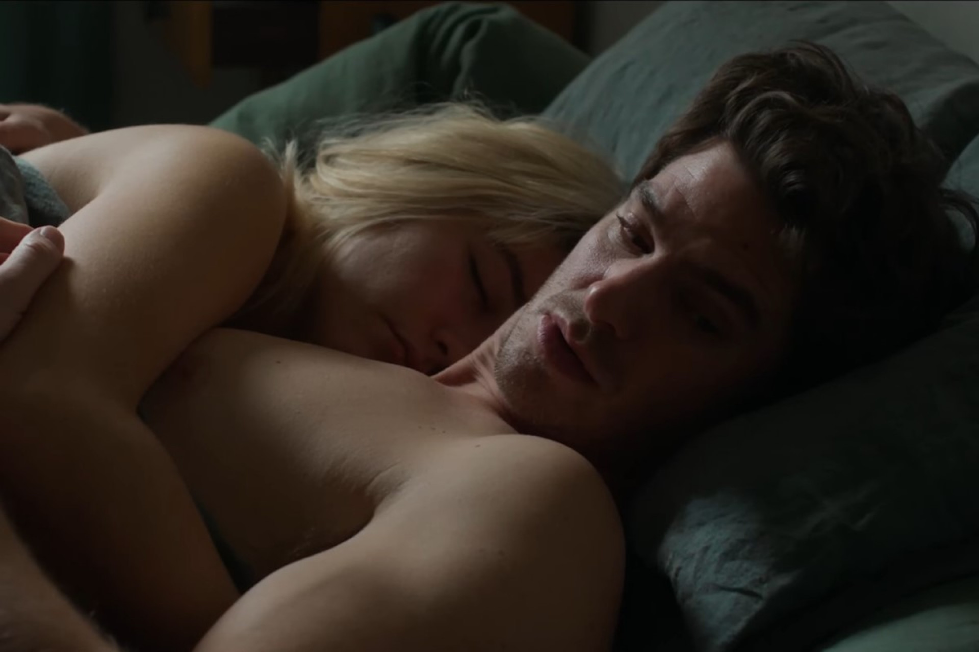 Andrew Garfield e Florence Pugh vivem um casal na comédia romântica 'Todo Tempo que Temos'
 - Reprodução / YouTube