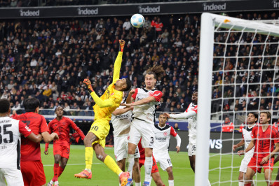 Goleiro revelado pelo Flamengo é elogiado na Europa: 'Novo Dida'