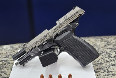 PM apreende pistola após troca de tiros no bairro Roselândia, em Barra Mansa