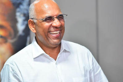 Prefeito de Goiânia decreta quase 2 mil demissões após perder eleição