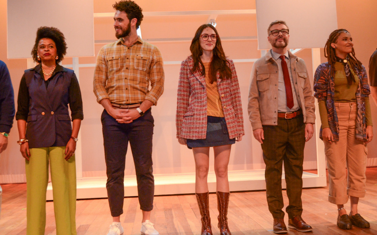 Isabelle Drummond estrela a peça \'Tina - Respeito\'