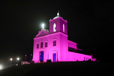 Outubro Rosa: Prefeitura de Saquarema realiza ação na Praça do Bem Estar