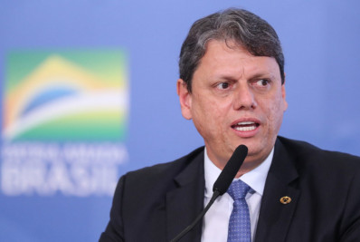 Tarcísio veta projeto de lei que prevê educação climática nas escolas de SP