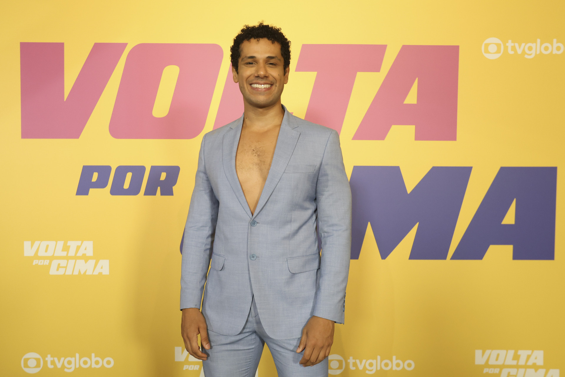 Amaury Lorenzo interpreta Chico em 'Volta por Cima' - Thais Magalhães / TV Globo