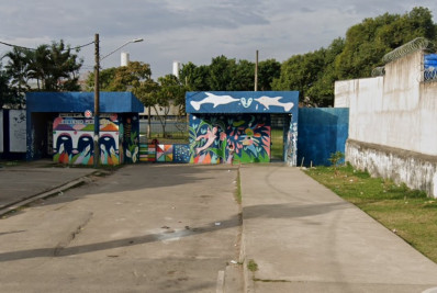 Mãe de gêmeos autistas denuncia falta de mediadores em escola municipal na Taquara