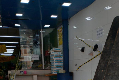 Prefeitura de Nilópolis interdita sacolão na Mirandela