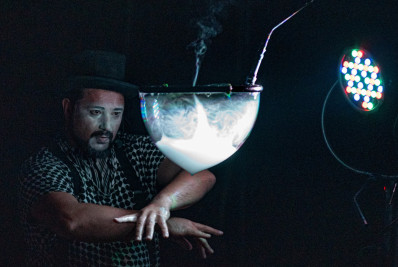 O Mago das Megabolhas chega a Niterói em turnê nacional