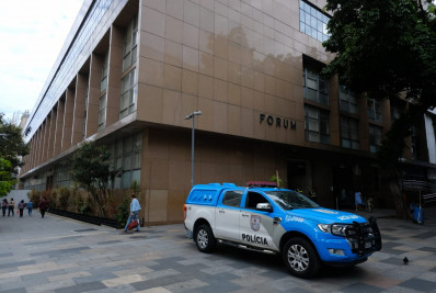 Justiça manda soltar homem que confessou ter matado própria mãe em Quintino