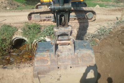 Reforma da Ponte do Varjão avança com investimentos na zona rural de Casimiro de Abreu