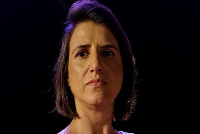 Moira Braga aborda descoberta de cegueira aos 7 anos na peça 'Hereditária'