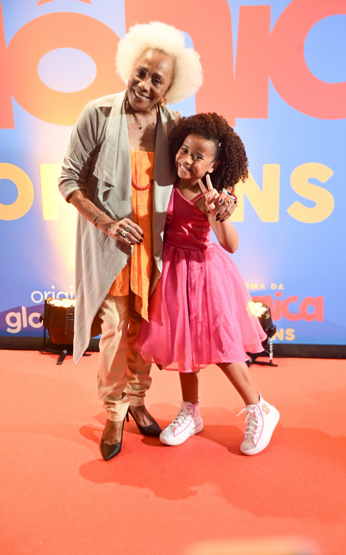 Dhu Moraes e Sabrina Souza interpretam Milena