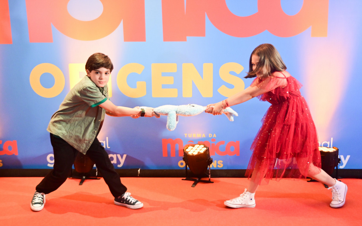 Mônica e Cebolinha crianças em \'Turma da Mônica Origens\'