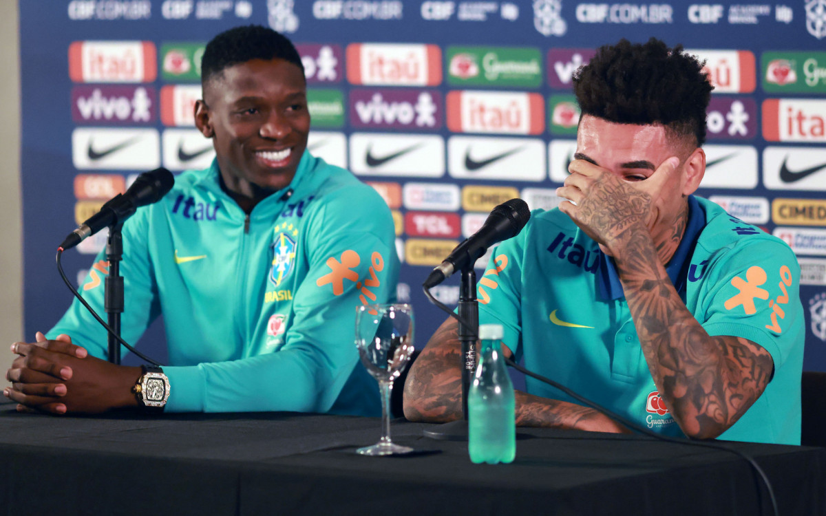 Luiz Henrique e Igor Jesus da Seleção Brasileira, durante coletiva de imprensa no B Hotel, neste domingo 13. A equipe se prepara para enfrentar o Peru pela 10a rodada das eliminatórias Sul-Americanas para a Copa do Mundo FIFA 2026.