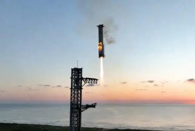 Em feito inédito, SpaceX consegue recuperar propulsor de foguete Starship