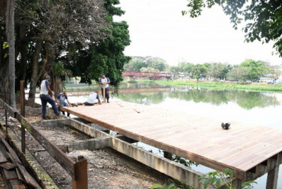 Após meses de abandono, prefeitura de Resende inicia reforma do deck do Campos Elíseos