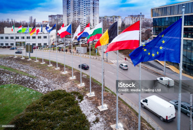 UE vai propor nova lei para facilitar expulsão de migrantes irregulares