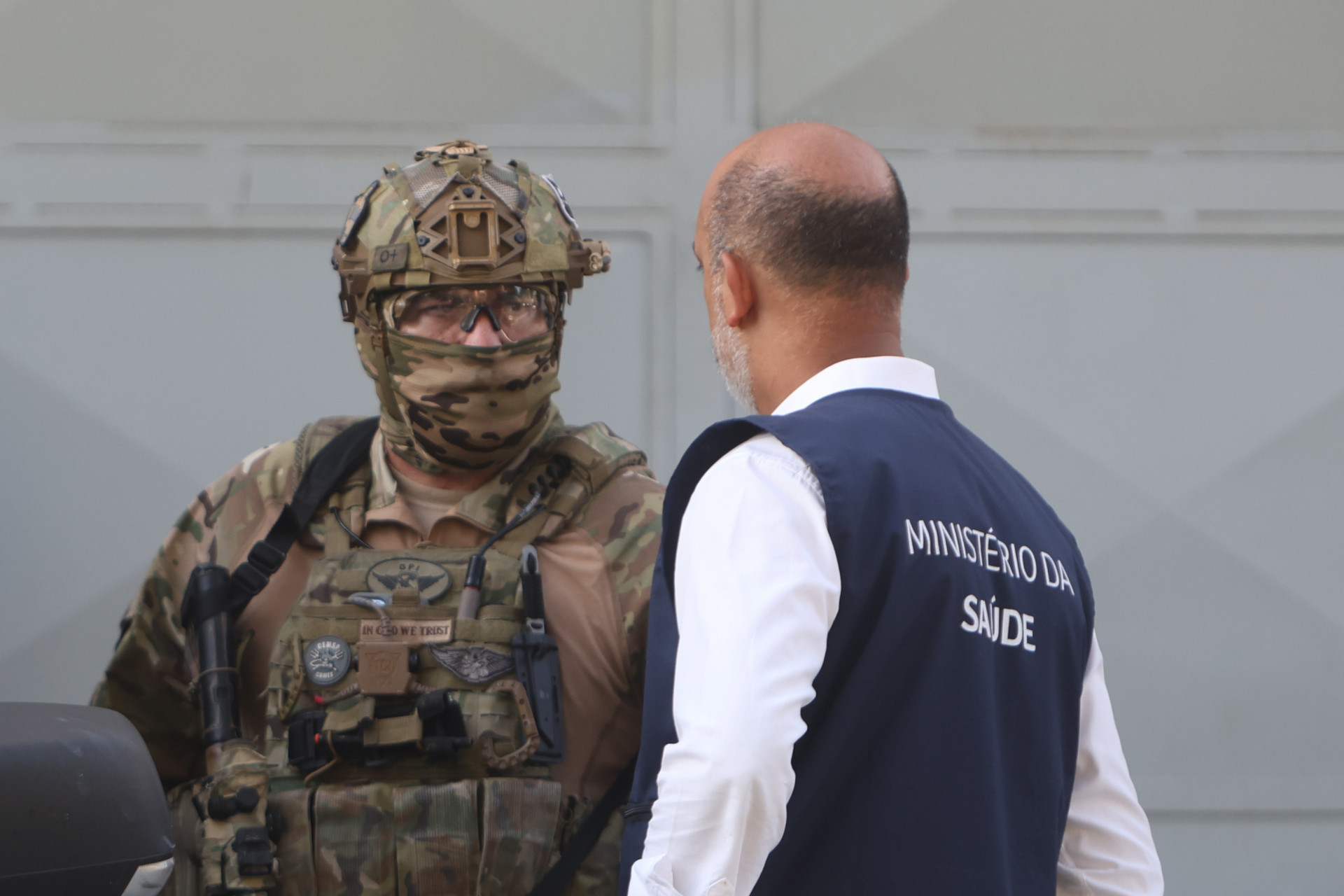 Pol&iacute;cia Federal acompanhou manifesta&ccedil;&atilde;o de servidores no Hospital Federal de Bonsucesso - Renan Areias/Ag&ecirc;ncia O Dia