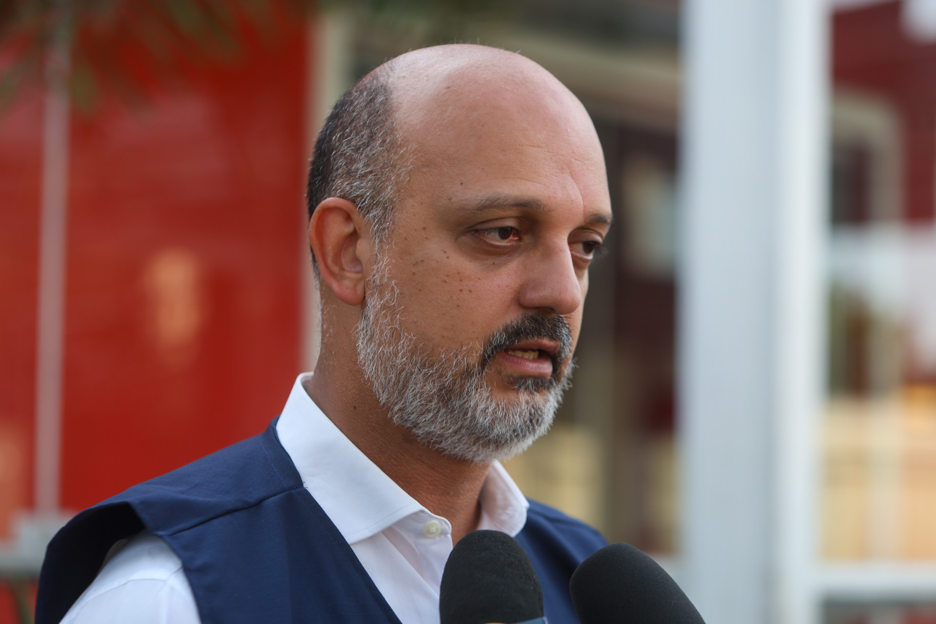 Secret&aacute;rio Nilton J&uacute;nior, representante do Minist&eacute;rio da Sa&uacute;de, informou sobre multa ao sindicato - Renan Areias/Ag&ecirc;ncia O Dia