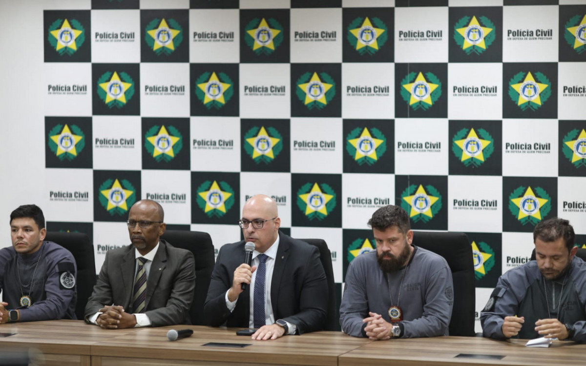 Coletiva de imprensa sobre a operação contra quadrilha de roubos de veículos