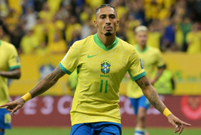 Gols pela Seleção credenciam grande início de temporada de Raphinha