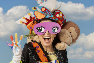 Adriana Calcanhoto retorna ao universo infantil com o projeto 'Partimpim'