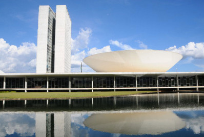 Arthur Lira dispensa presença de deputados em Brasília até o fim das eleições