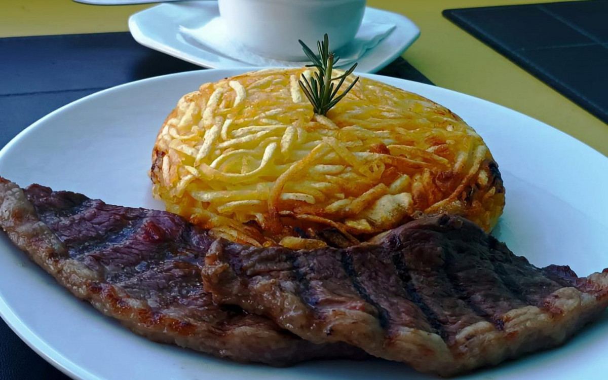 Circuito Gastronômico Unamama arrecada fundos para exames de prevenção ao câncer de mama com pratos especiais em restaurantes de Macaé