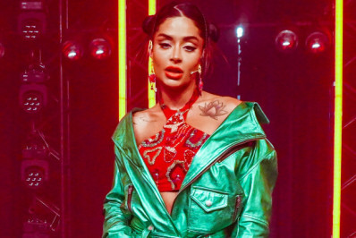 Aline Campos estreia como apresentadora de reality show: 'Presente muito gostoso'