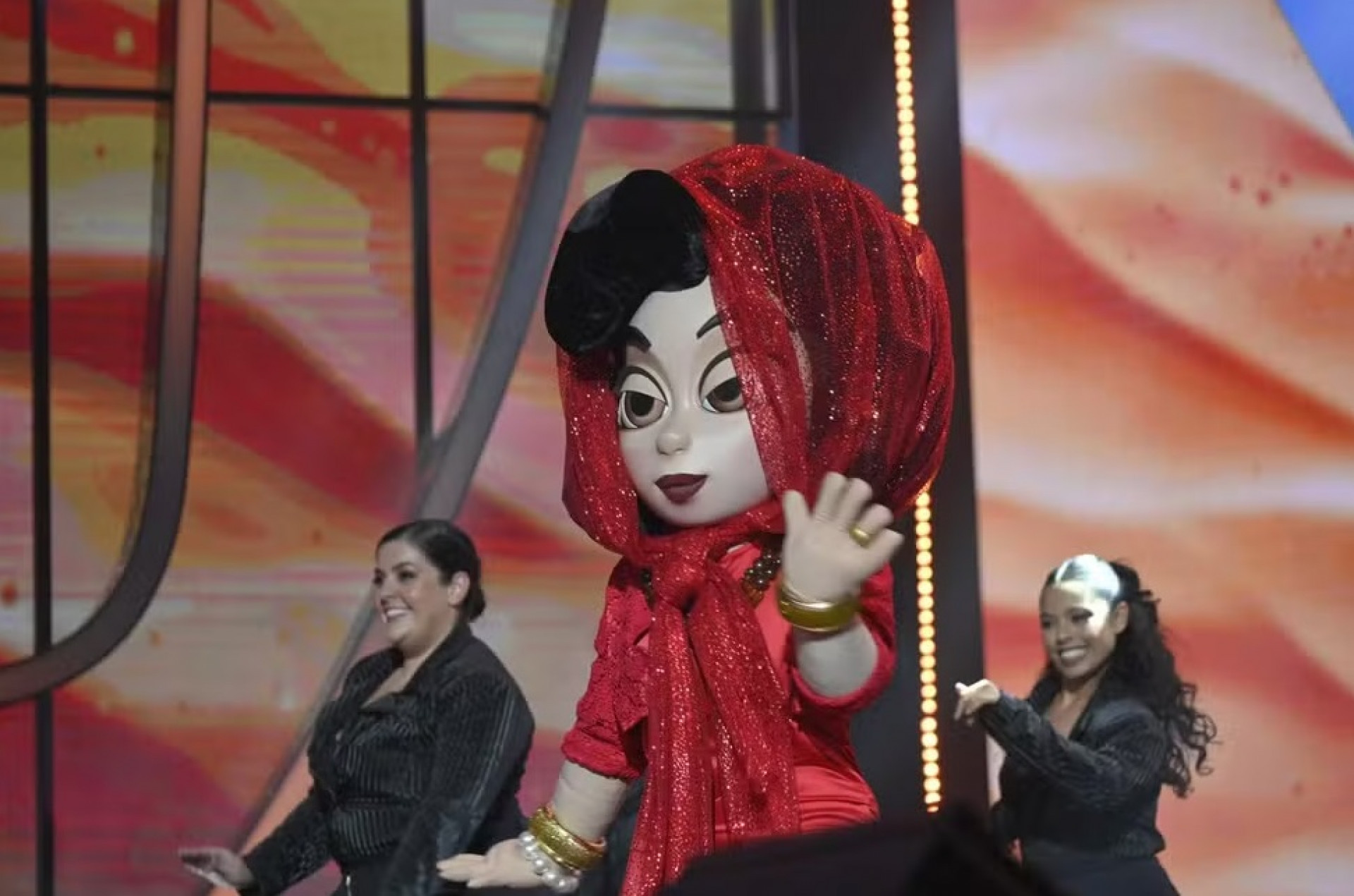 Tieta é uma das fantasias da nova temporada da atração  -  Globo / Renato Pizzutto