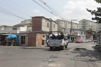 Confronto entre PMs e criminosos no Complexo da Pedreira termina com um morto e dois feridos