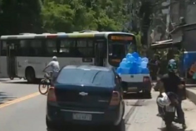 Após ônibus serem usados para bloquear Estrada do Itanhangá, região ganha reforço no policiamento