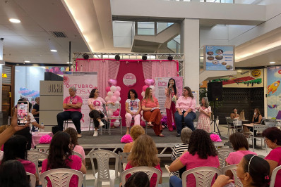 Casa da Mulher Nilopolitana realiza ações no Outubro Rosa