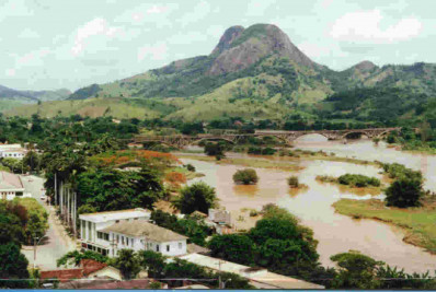 Corpo é resgatado no Rio Paraíba do Sul