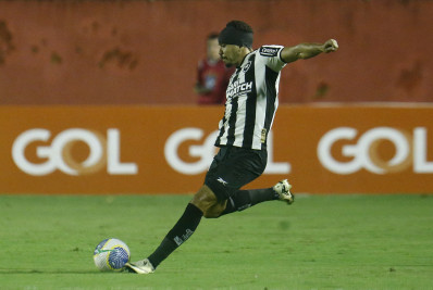 Botafogo volta a relacionar Eduardo após três meses em jogo contra o Criciúma