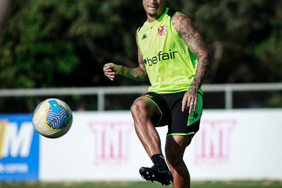 Vasco não deverá ter Philippe Coutinho em jogo contra o Fortaleza