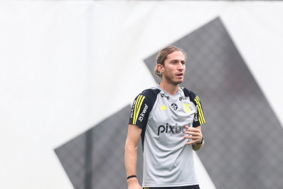 Rossi, Léo Pereira e Alex Sandro desfalcam o Flamengo contra o Criciúma