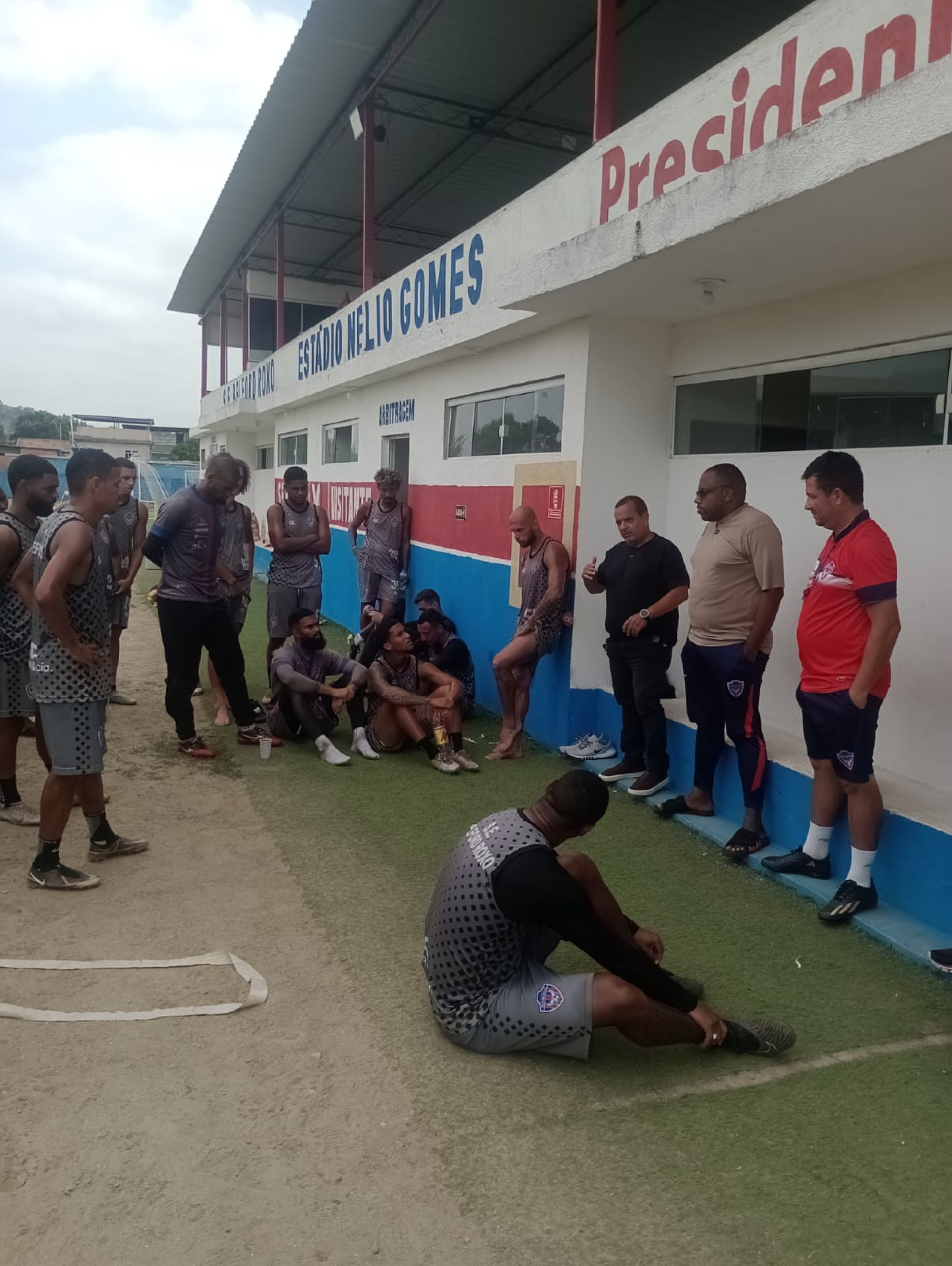 Reunião do presidente com os jogadores e equipe técnica - William Davoli / SEBR