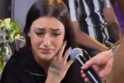 Bia Miranda se emociona ao falar sobre a mãe: 'Não vejo verdade nela'