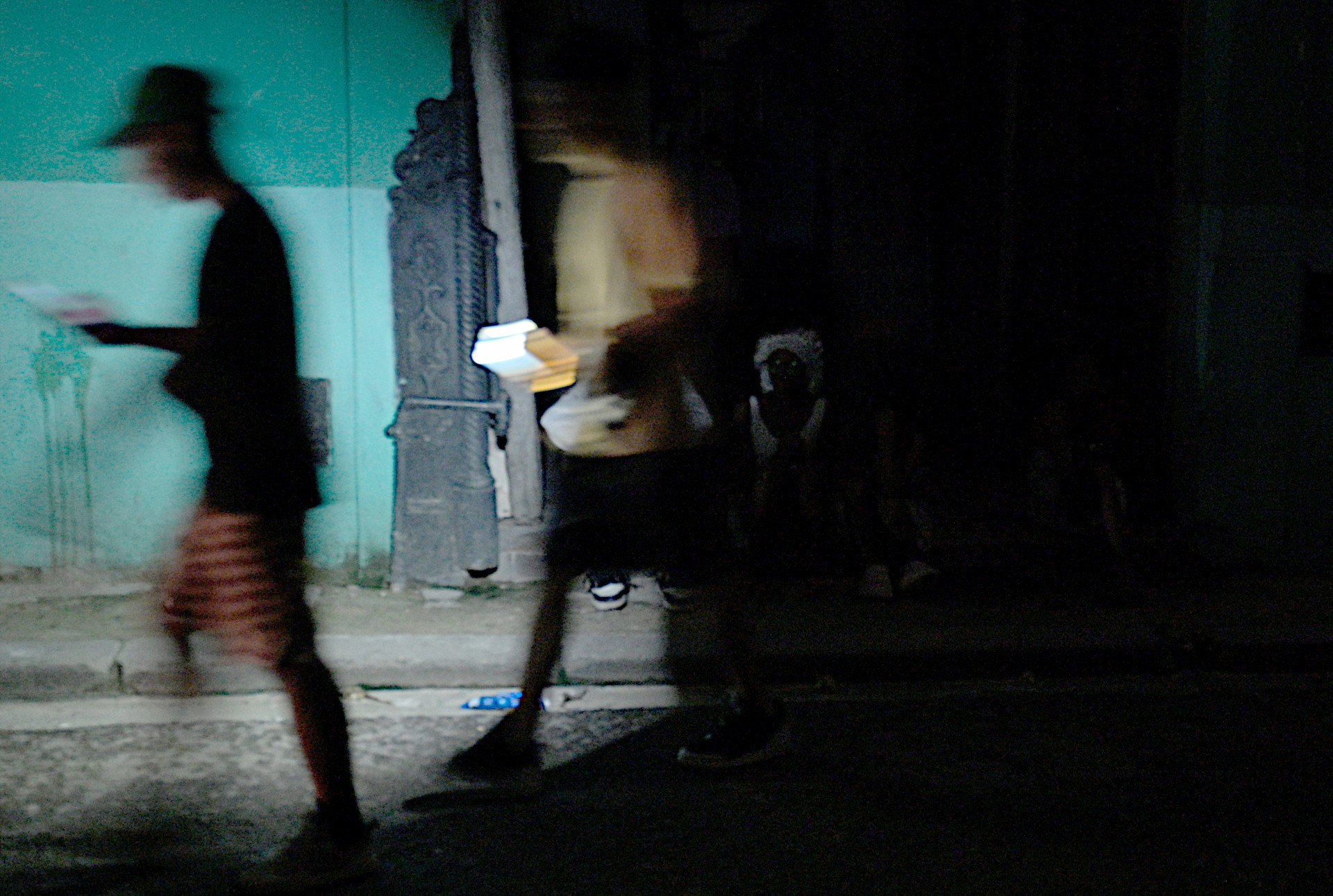 Cerca de 10 milhões de cubanos são afetados pela falta de energia elétrica - Adalberto Roque / AFP