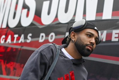 Hotel do Flamengo é alvo de foguetório antes de semifinal na Copa do Brasil